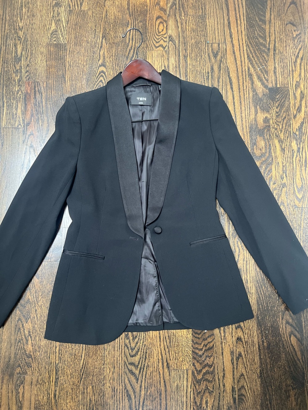 Aritzia TEN Black Satin-Trim Tuxedo Blazer